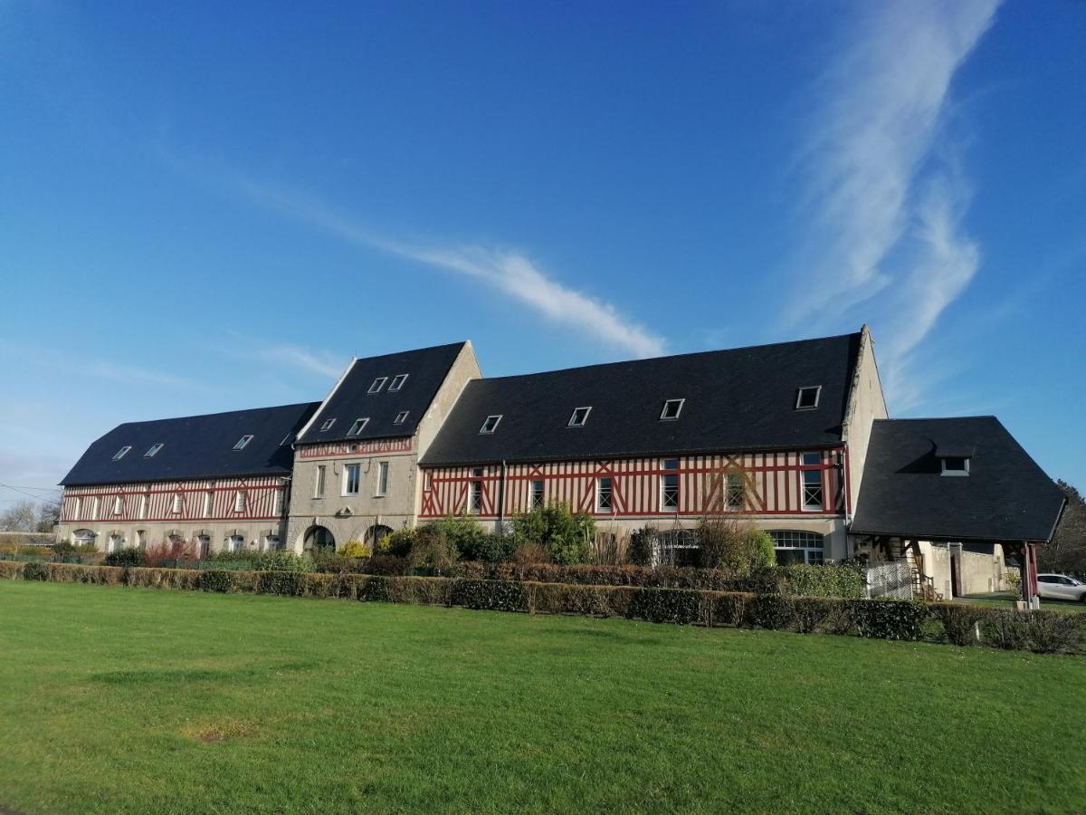 Nid De Pie Grand Duplex Lumineux Cadre Verdoyant Calme A 5 Mn De La Mer Pres Port En Bessin, Bayeux, Omaha Beach, Commes Eksteriør billede