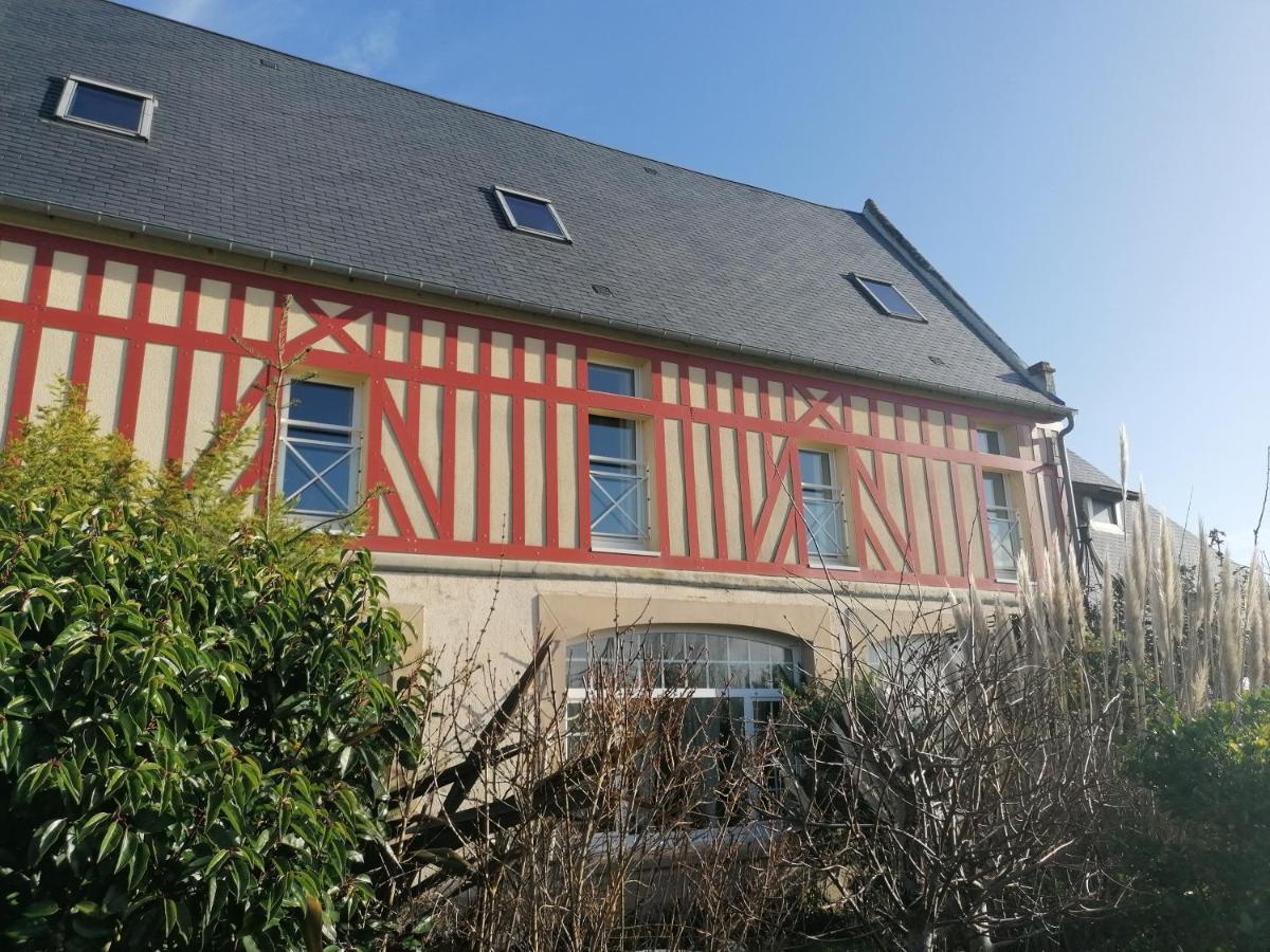 Nid De Pie Grand Duplex Lumineux Cadre Verdoyant Calme A 5 Mn De La Mer Pres Port En Bessin, Bayeux, Omaha Beach, Commes Eksteriør billede