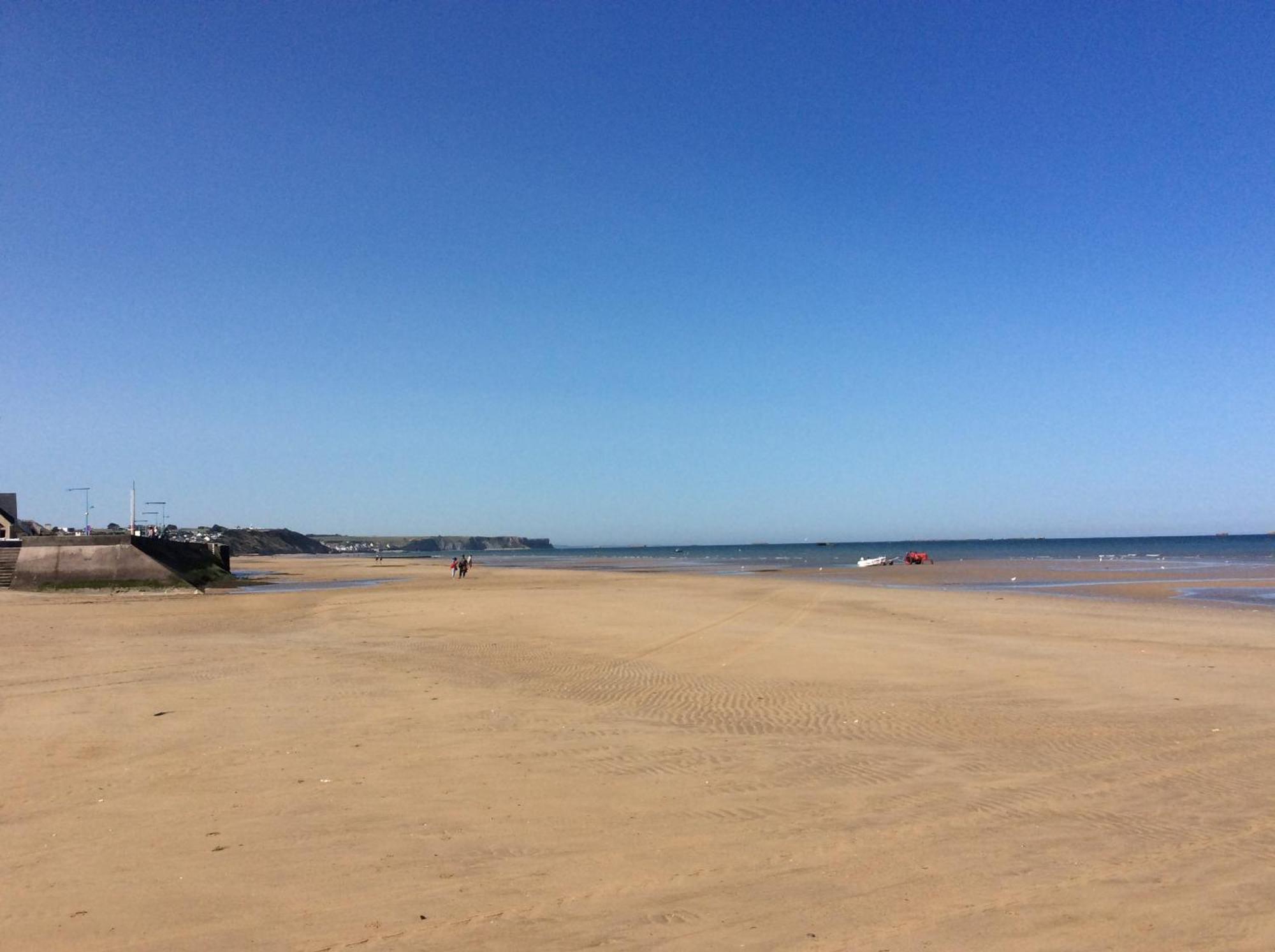 Nid De Pie Grand Duplex Lumineux Cadre Verdoyant Calme A 5 Mn De La Mer Pres Port En Bessin, Bayeux, Omaha Beach, Commes Eksteriør billede